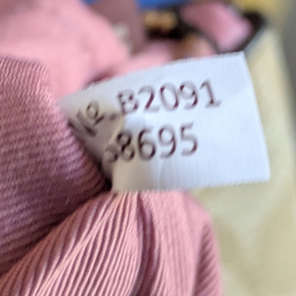 COACH LARGE CORNER ZIPPY WRISTLET . - Picture 8 of 9